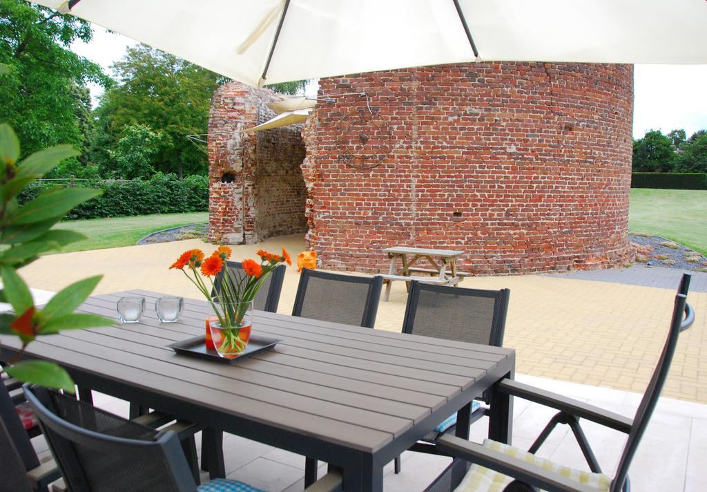 Bed And Breakfast De Meule Montfort Esterno foto