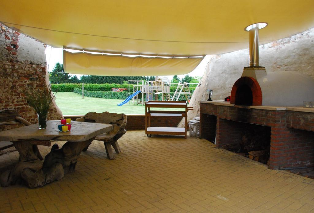 Bed And Breakfast De Meule Montfort Esterno foto