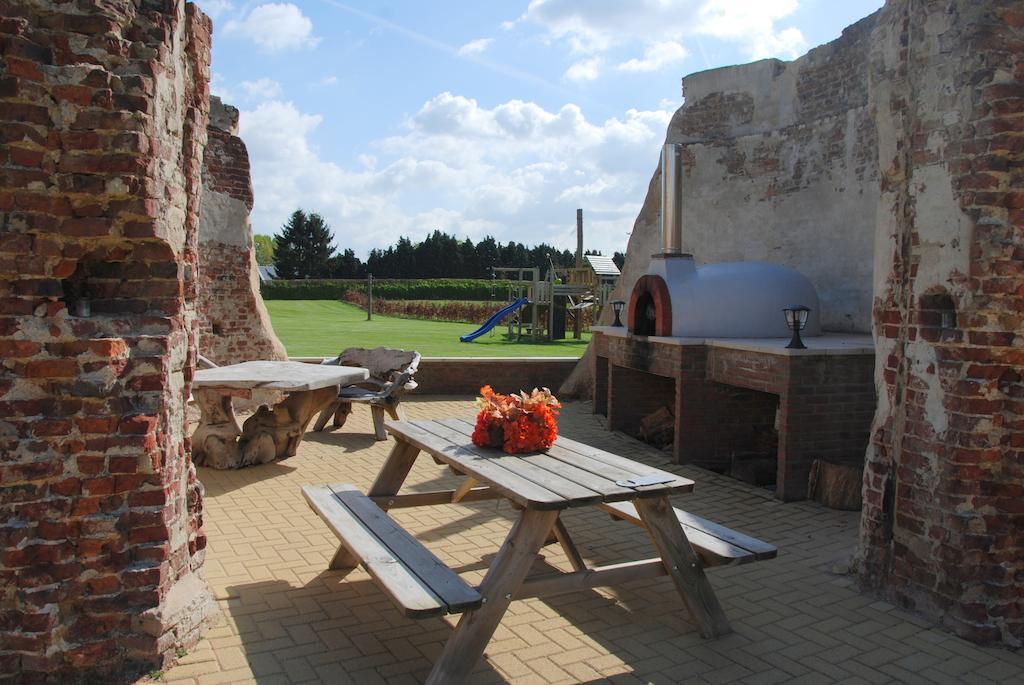 Bed And Breakfast De Meule Montfort Esterno foto
