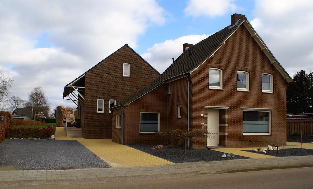 Bed And Breakfast De Meule Montfort Esterno foto